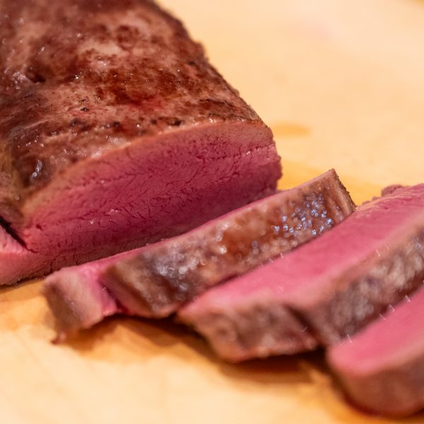 AdWidK – Rehrücken mit Parmesan-Polenta und Kräuterseitlingen